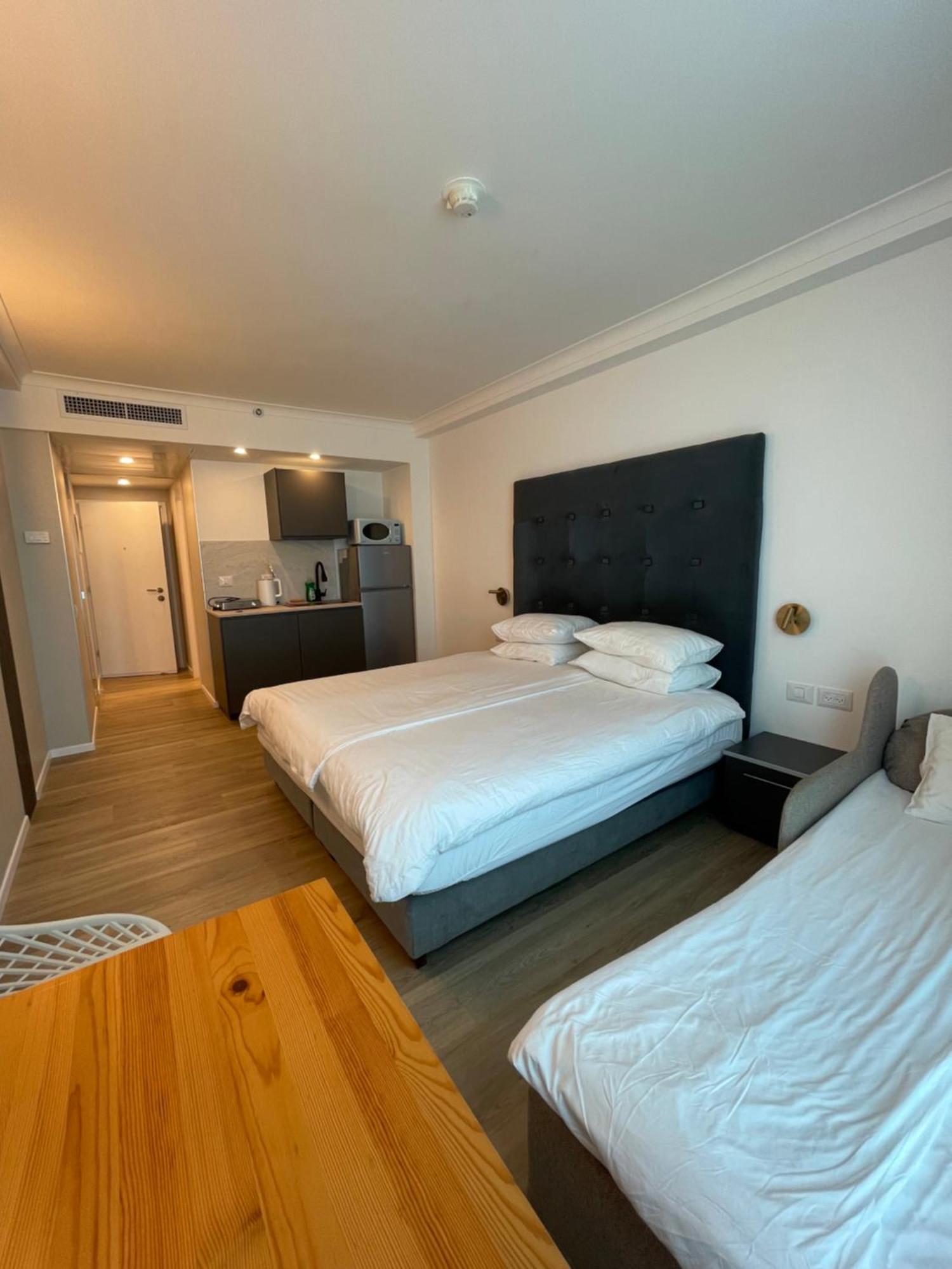 Netanya Seaview Aparthotel Dış mekan fotoğraf
