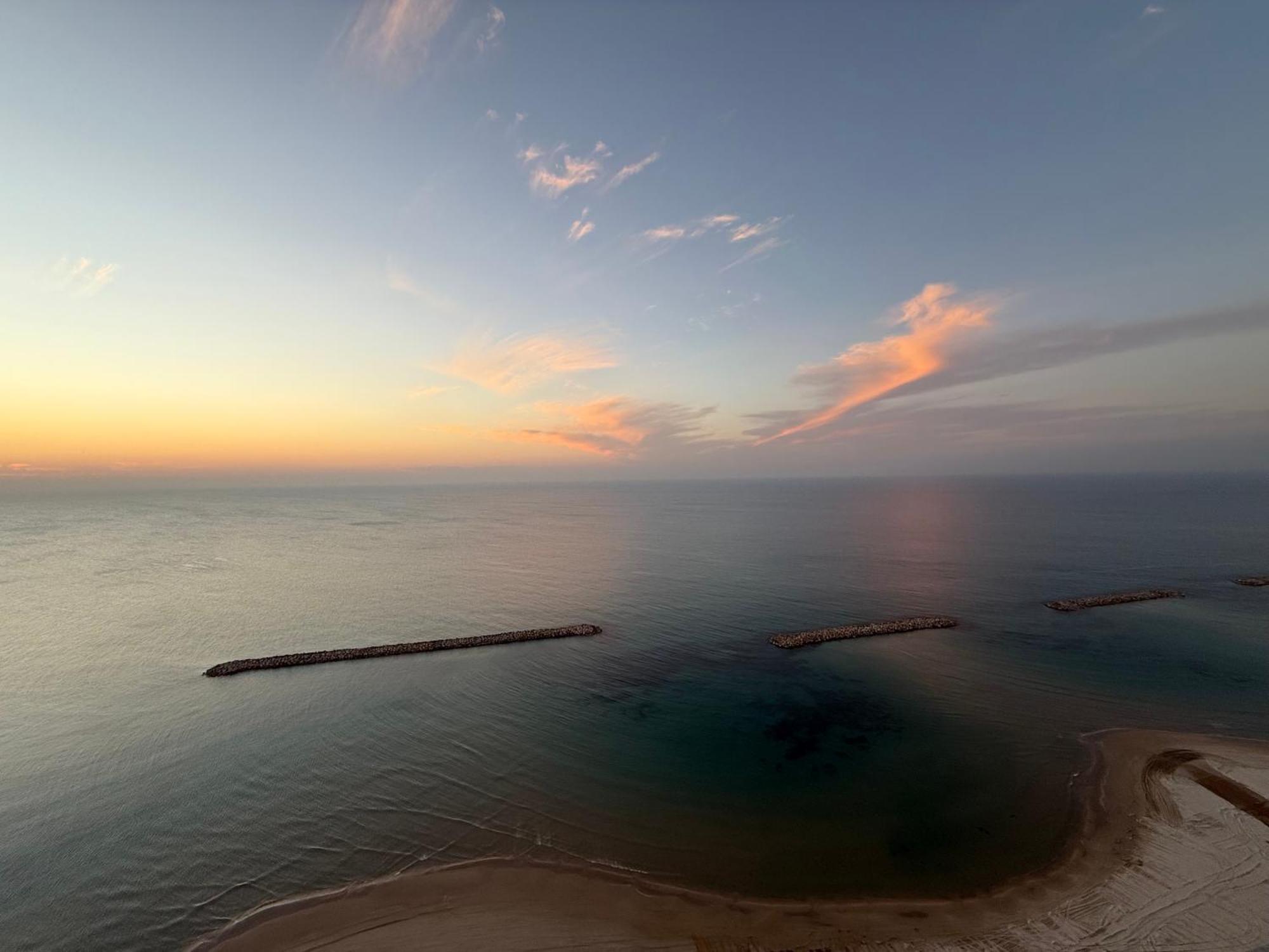 Netanya Seaview Aparthotel Dış mekan fotoğraf
