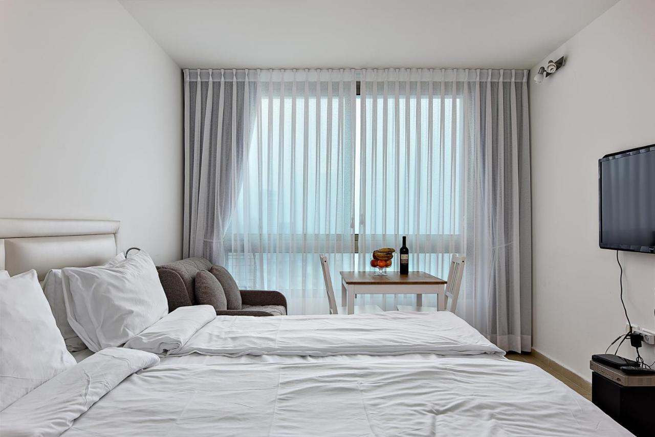 Netanya Seaview Aparthotel Dış mekan fotoğraf
