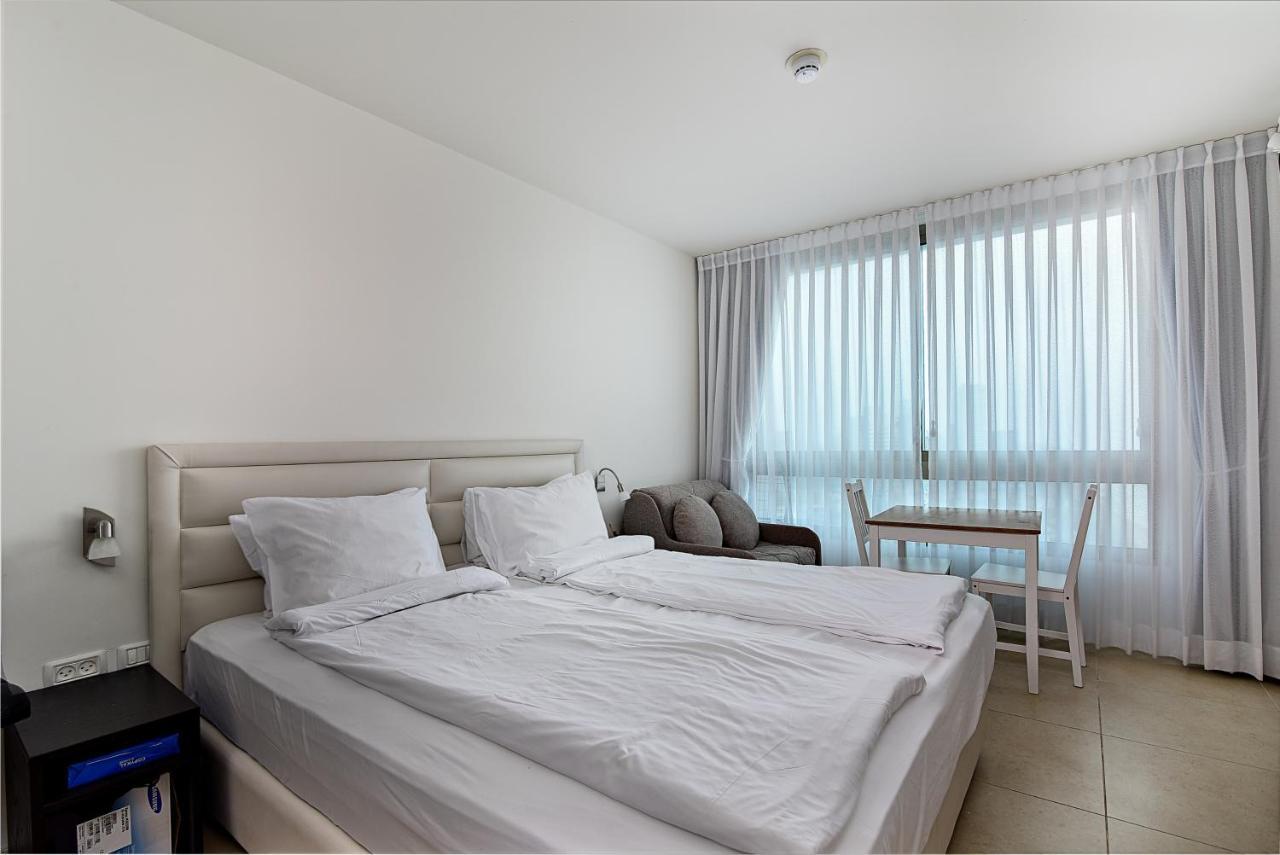 Netanya Seaview Aparthotel Dış mekan fotoğraf